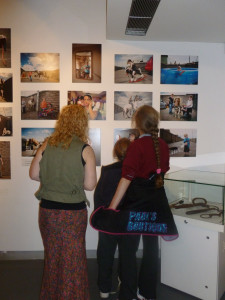 kids at the musuem