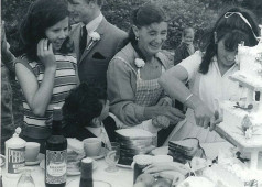 Open air wedding on Spring Lane quarry site 1970. Photo from Fr Donal Fennessy