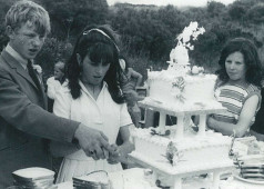 Open air wedding on Spring Lane quarry site 1970. Photo from Fr Donal Fennessy